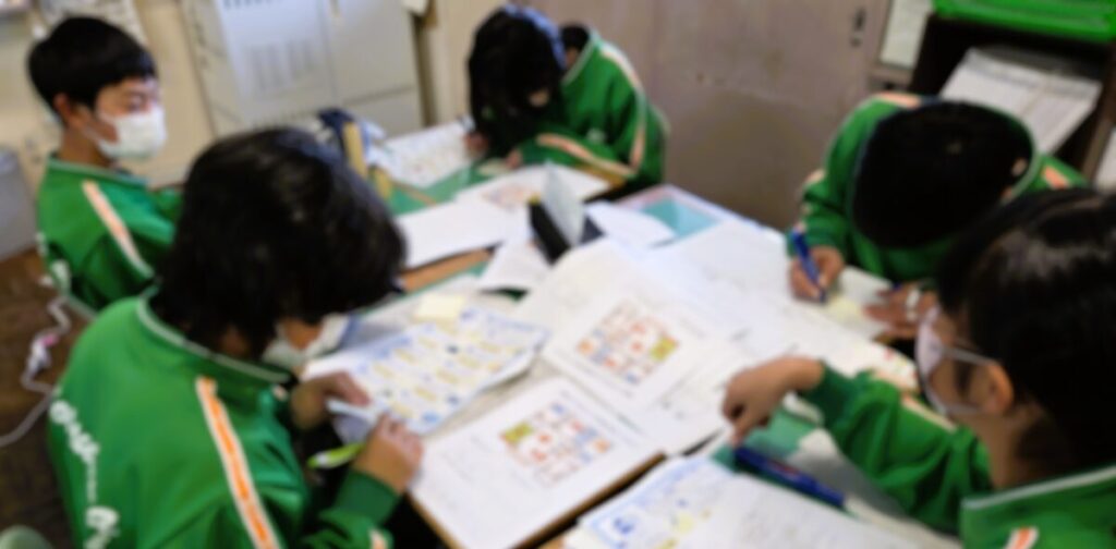 四倉中学校でのグループワークの様子