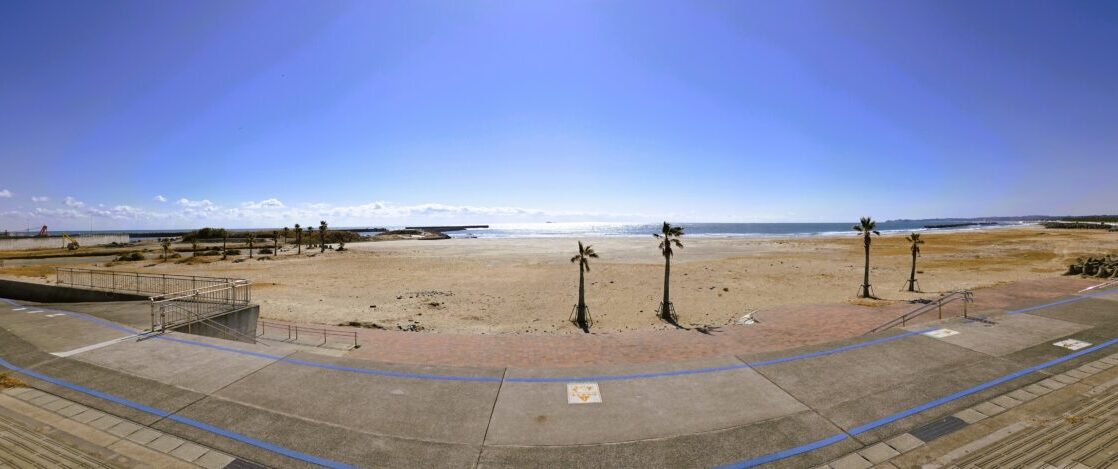 四倉の海は、あの日と変わらず青く輝いています。