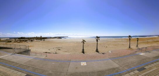 四倉の海は、あの日と変わらず青く輝いています。